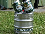 1. Preis 50 l Bier, 2. und 3, Preis 5 Liter Fässl